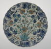Plat aux oeillets, image 1/2