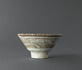 Coupe à décor végétal et pseudo-épigraphique, image 4/6