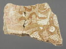 Fragment de plat aux personnages, image 1/2