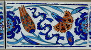 Carreau de bordure au rinceau de rosaces, quatre fleurs et nuages tchi, image 2/2