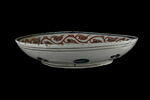 Plat aux palmettes et rumi sur fond rouge tomate, image 7/8