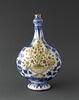 Bouteille à décor de bouquet, image 2/7