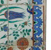 Carreau à décor de tulipes et de roses et aux tiges formant des mandorles, image 2/2