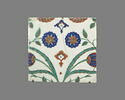 Carreau à décor de tulipes et de roses et aux tiges formant des mandorles, image 1/2