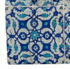 Carreau au réseau cruciforme composé de rosettes et de fleurons, image 2/2