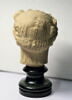 statue, image 3/8
