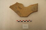 vase ; fragment, image 2/2