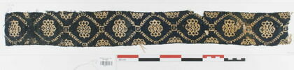 bande décorative d'habillement ; fragment, image 1/2