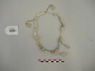 perle ; collier, image 1/2