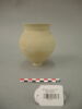 vase, image 3/3