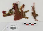 bande décorative d'habillement ; fragments, image 1/2