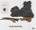 bande décorative d'habillement ; fragments, image 1/2