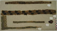 clavus ; décor de textile ; fragments, image 2/2
