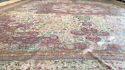 Grand tapis velours rectangulaire à décor végétal, image 1/4