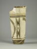 vase ; fragment, image 2/2
