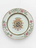 Assiette, partie d'un service en porcelaine de la compagnie des Indes aux armes de la famille Bouczo du Rongouët, image 2/2