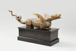 Vase en forme de dragon 
