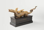 Vase en forme de dragon 