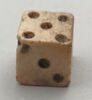 tabletterie ; dé à jouer, image 1/3