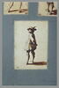 Un homme, debout, les mains derrière le dos, image 2/3