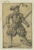 Un soldat portant une arme sur l'épaule droite, image 1/2