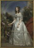 Portrait en pied de la duchesse de Nemours, dans un jardin, image 1/3