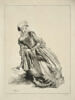 Femme de face se levant à demi, image 1/2